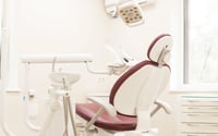 Damian Dental Clinic — фото роботодавця