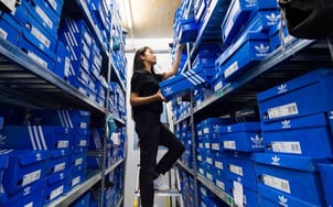 EuropeService — вакансия в Пакувальник взуття та одягу відомого бренду Adidas: фото 6